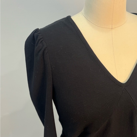 Marine Layer NWOT Elegant Black V-Neck Women's Ribbed Long Sleeve - Picture 2 of 5